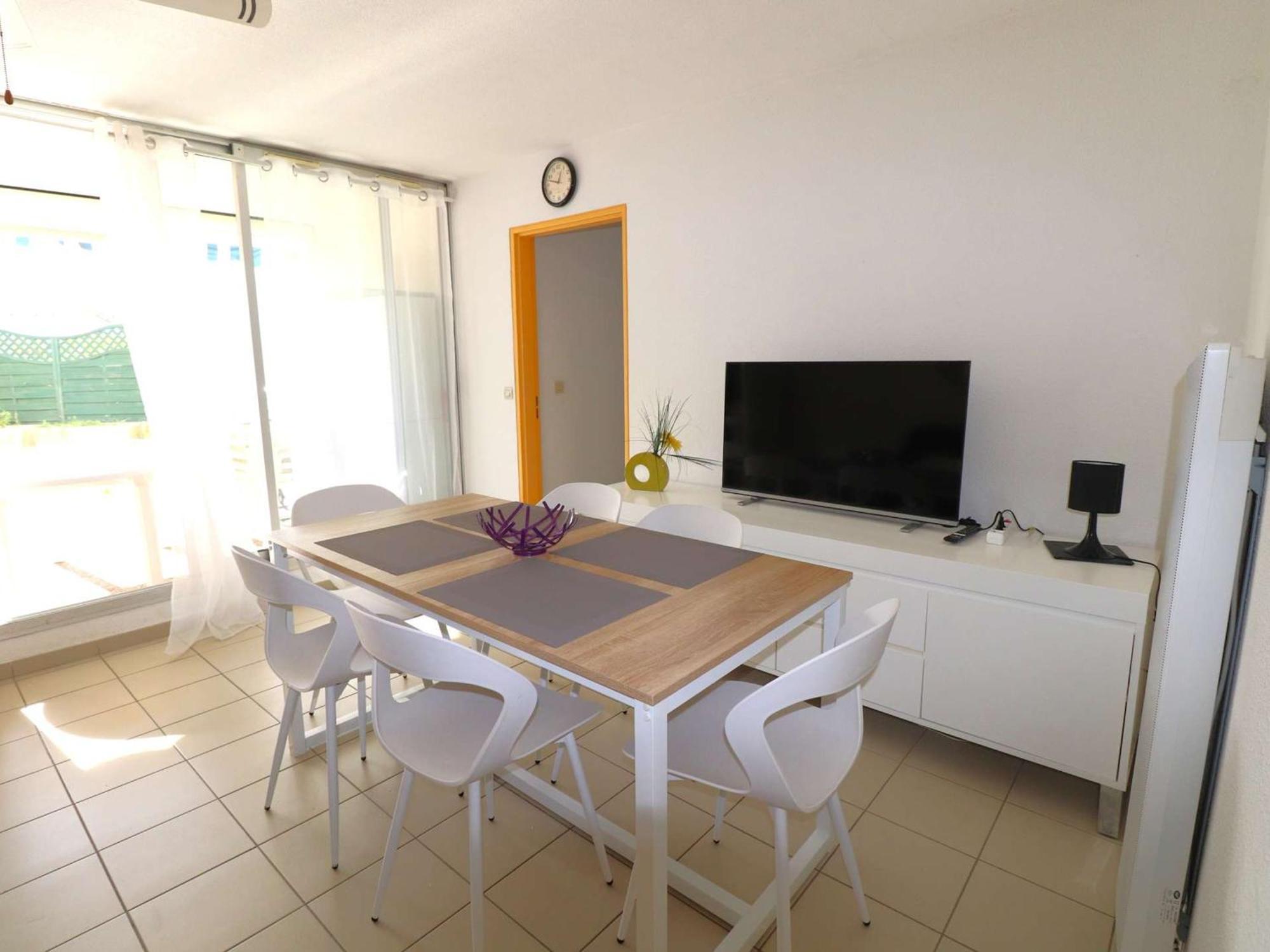 Appartement Le Grau-du-Roi, 3 pièces, 6 personnes - FR-1-307-94 Extérieur photo